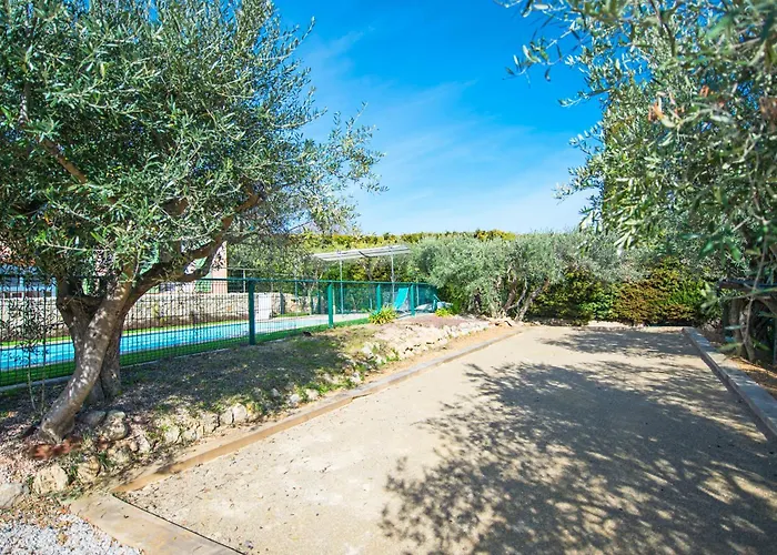 Villa Font Du Roux - Piscine Chauffee - Petanque - Adapte Mobilite Reduite
