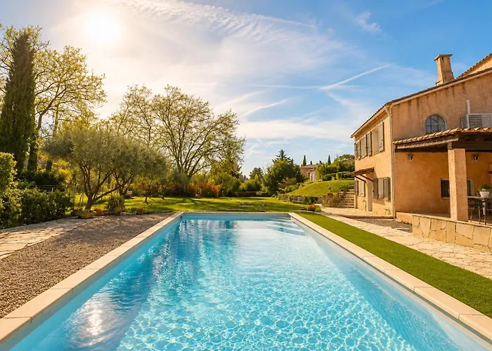 Oasis En Provence - Studio De Charme Avec Jardin Et Piscine Privee
